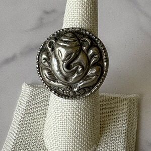 Ganesha Blessings Statement Ring – Size 8